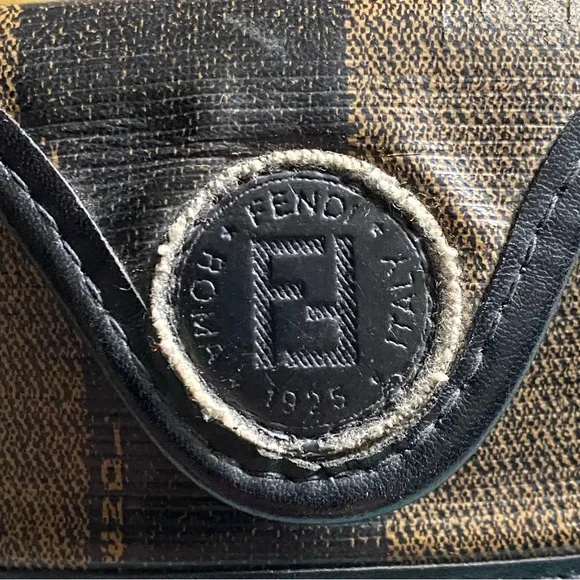 SOLD Vintage 90’s Fendi Sunglasses Sunnies Shades with Case - Picture 8 of 10